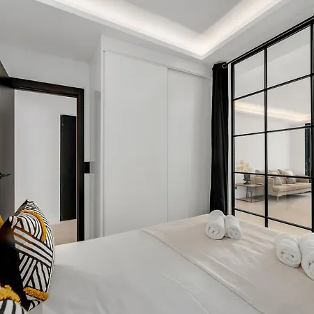 Apartment Modern 2b In The Heart Of Puerto Banus *