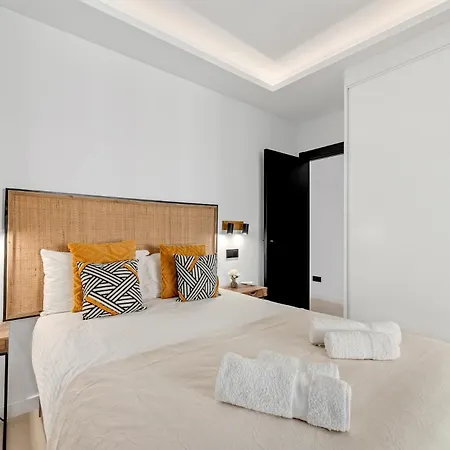 Modern 2b In The Heart Of Puerto Banus Apartment *