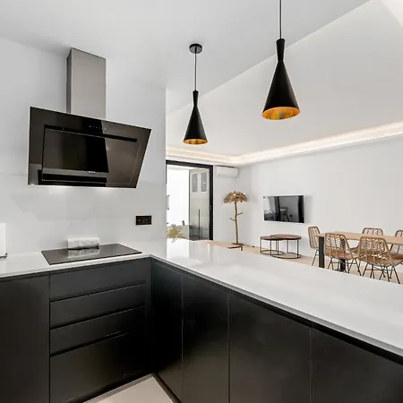 Modern 2b In The Heart Of Puerto Banus * Marbella